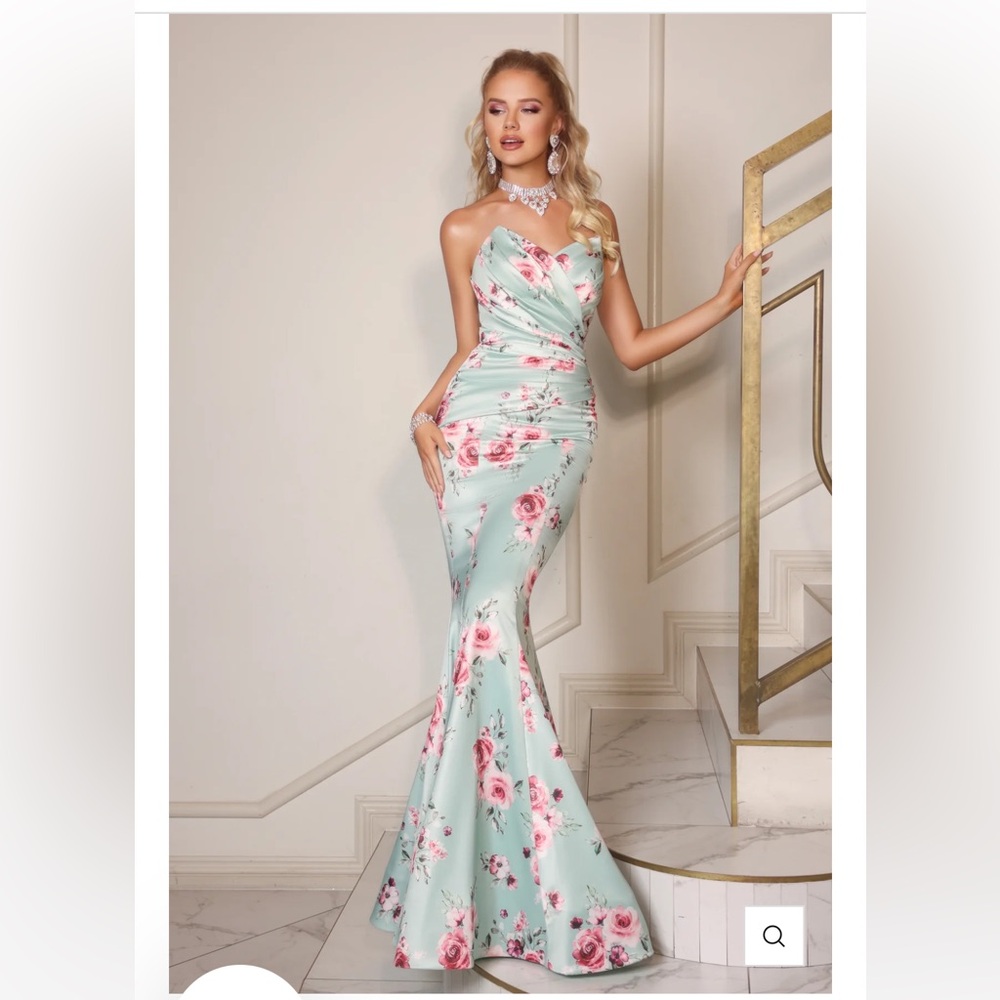 Portia and Scarlett Mint Floral Maxi Evening Formal Dress Gown